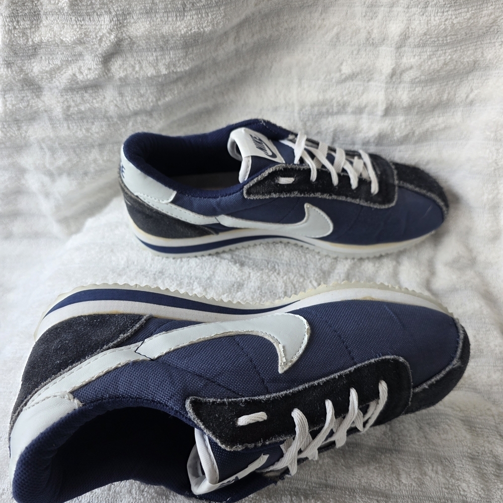 Nike Classic Cortez Nylon Trainers 807472-410 Obsidian Blue/White, Sz 8 Women's - Picture 3 of 8